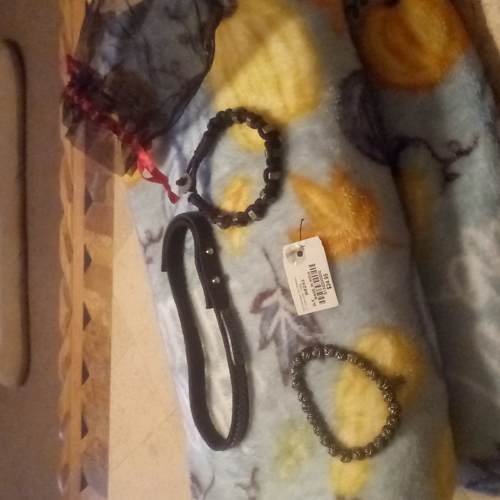 BKE Bracelets/Choker (Vintage)
